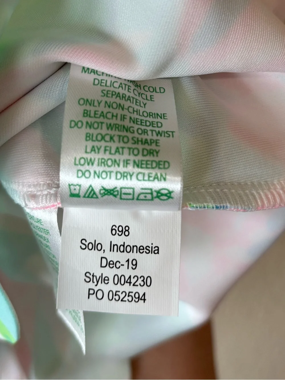 Lilly Pulitzer Girls Sophelia Shift Dress Totally Blossom floral print Size 10‎